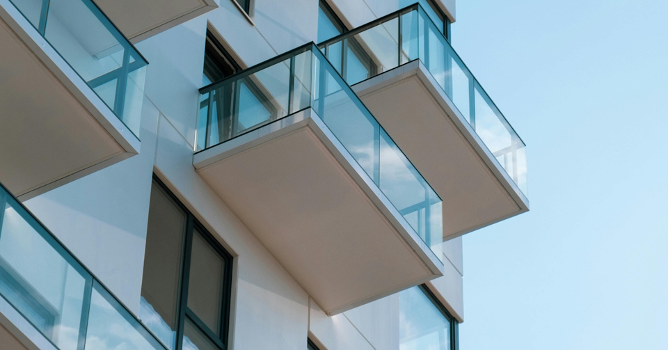Rifacimento facciate con moduli in alluminio